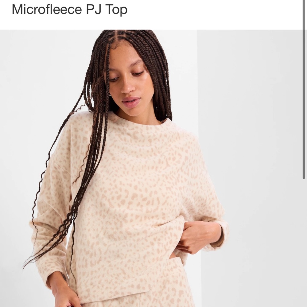 NWT Fleece pajama top